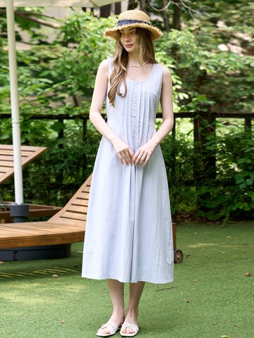 [노정의 PICK] Pintuck long sleeveless dress - Sky blue