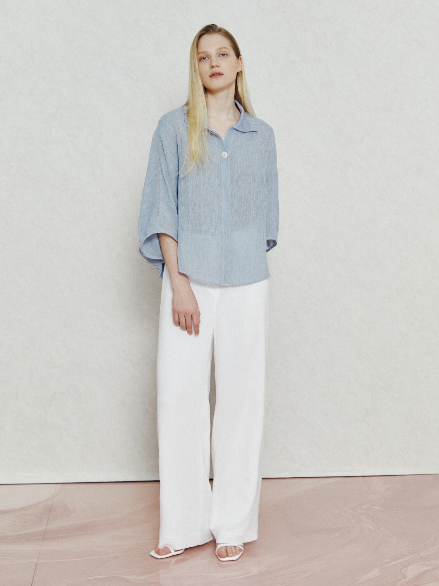 플리츠 디테일 카라 재킷 (LIGHT BLUE)