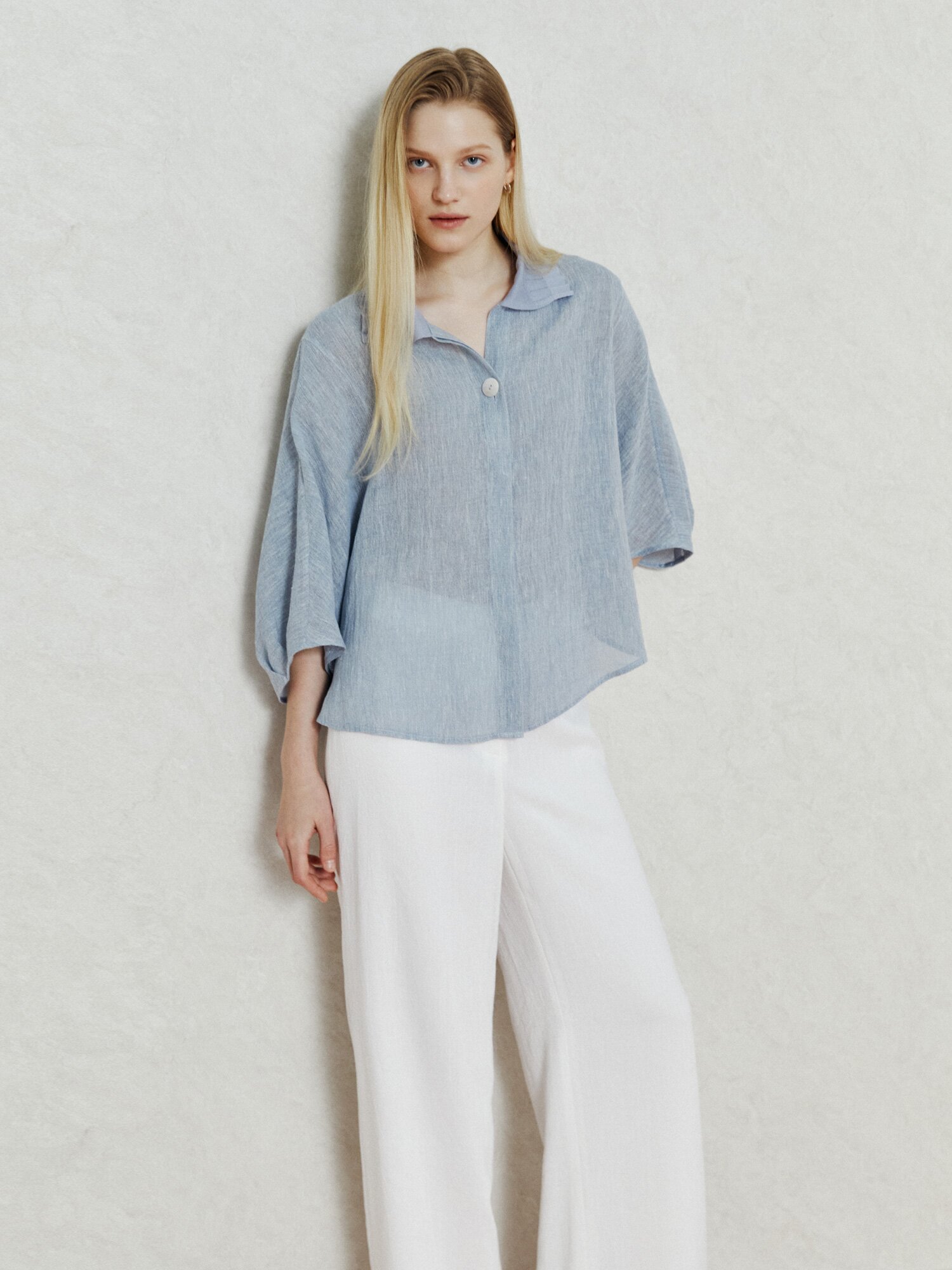 플리츠 디테일 카라 재킷 (LIGHT BLUE)