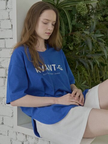 V-neck Overfit Logo T-shirt - BLUE