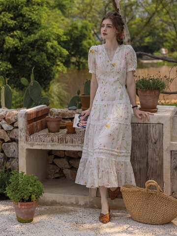 DA_Industry cut-out stitching dress