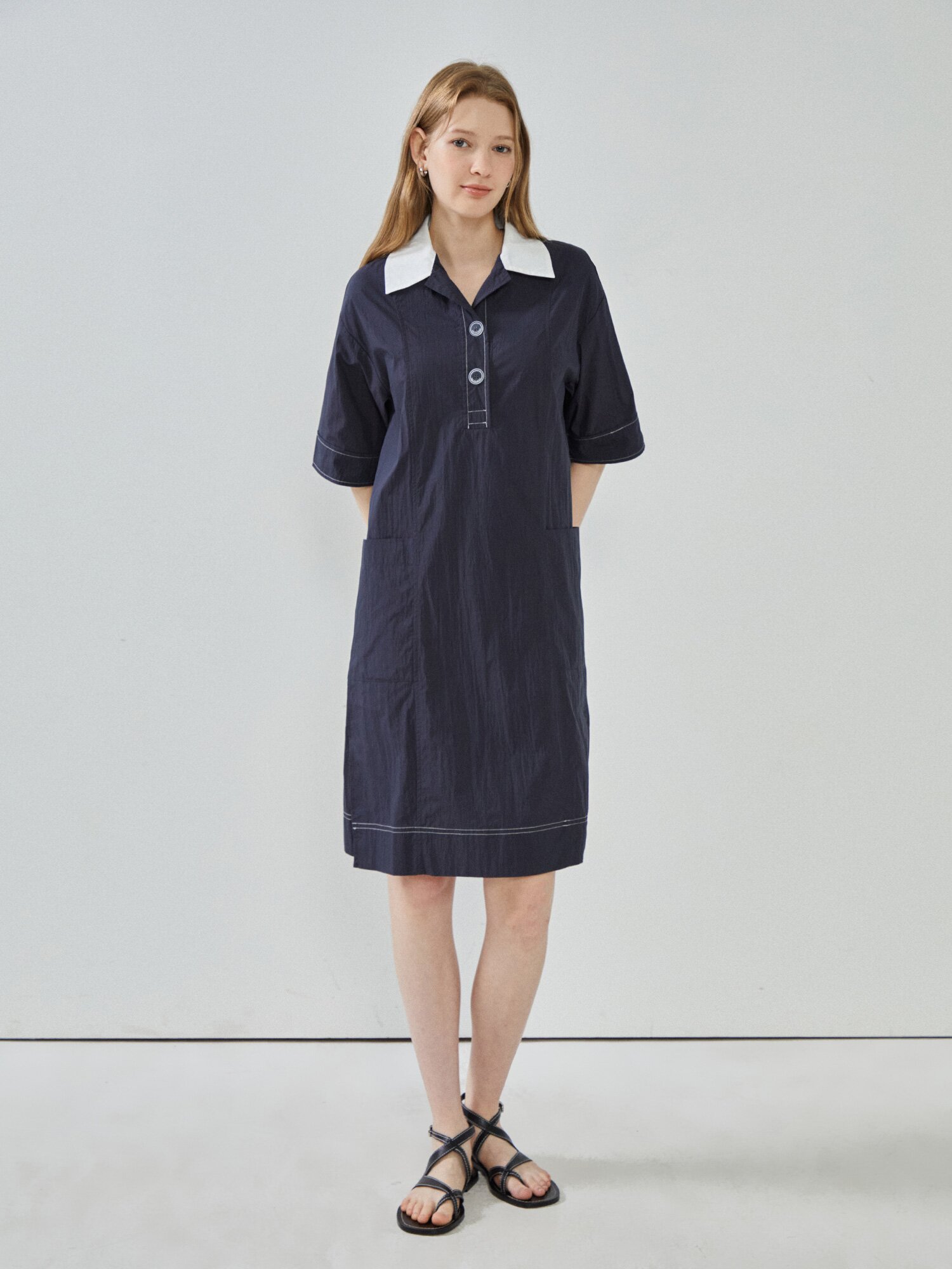 아웃 포켓 오픈 칼라 원피스 (NAVY)
