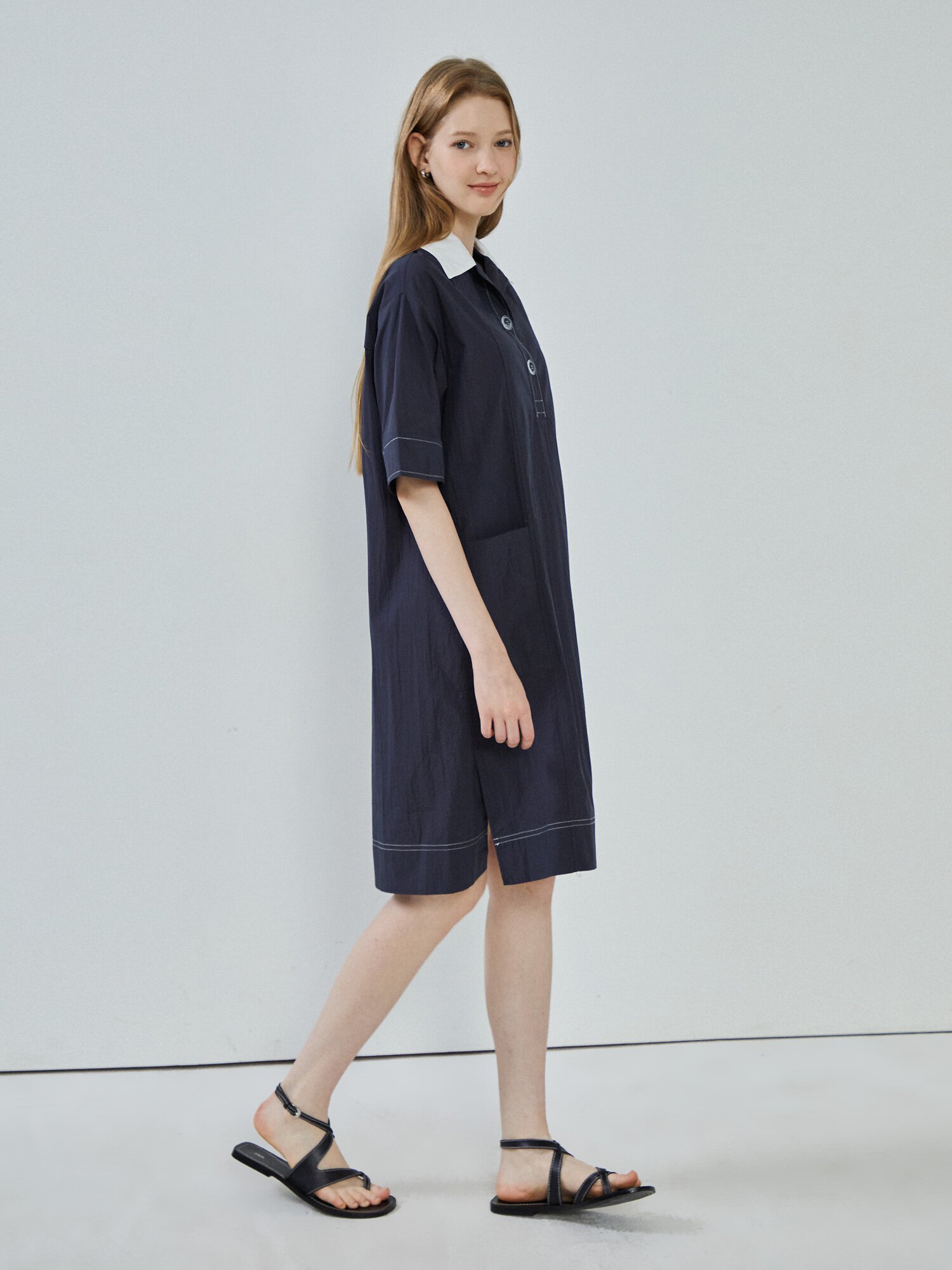 아웃 포켓 오픈 칼라 원피스 (NAVY)