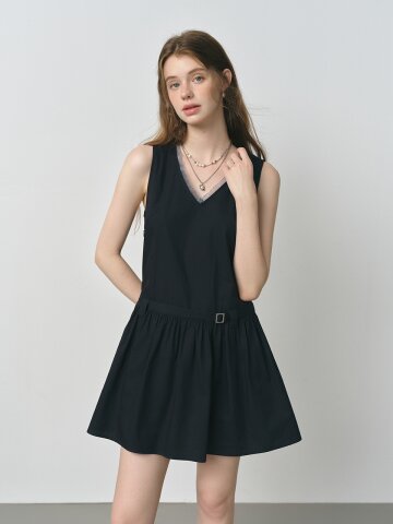 WD_Belted v-neck sleeveless dress