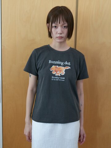 Running dog print T-shirts_CHARCOAL