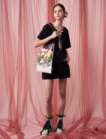 [페리 메라] 리본 타이 티셔츠 (블랙)