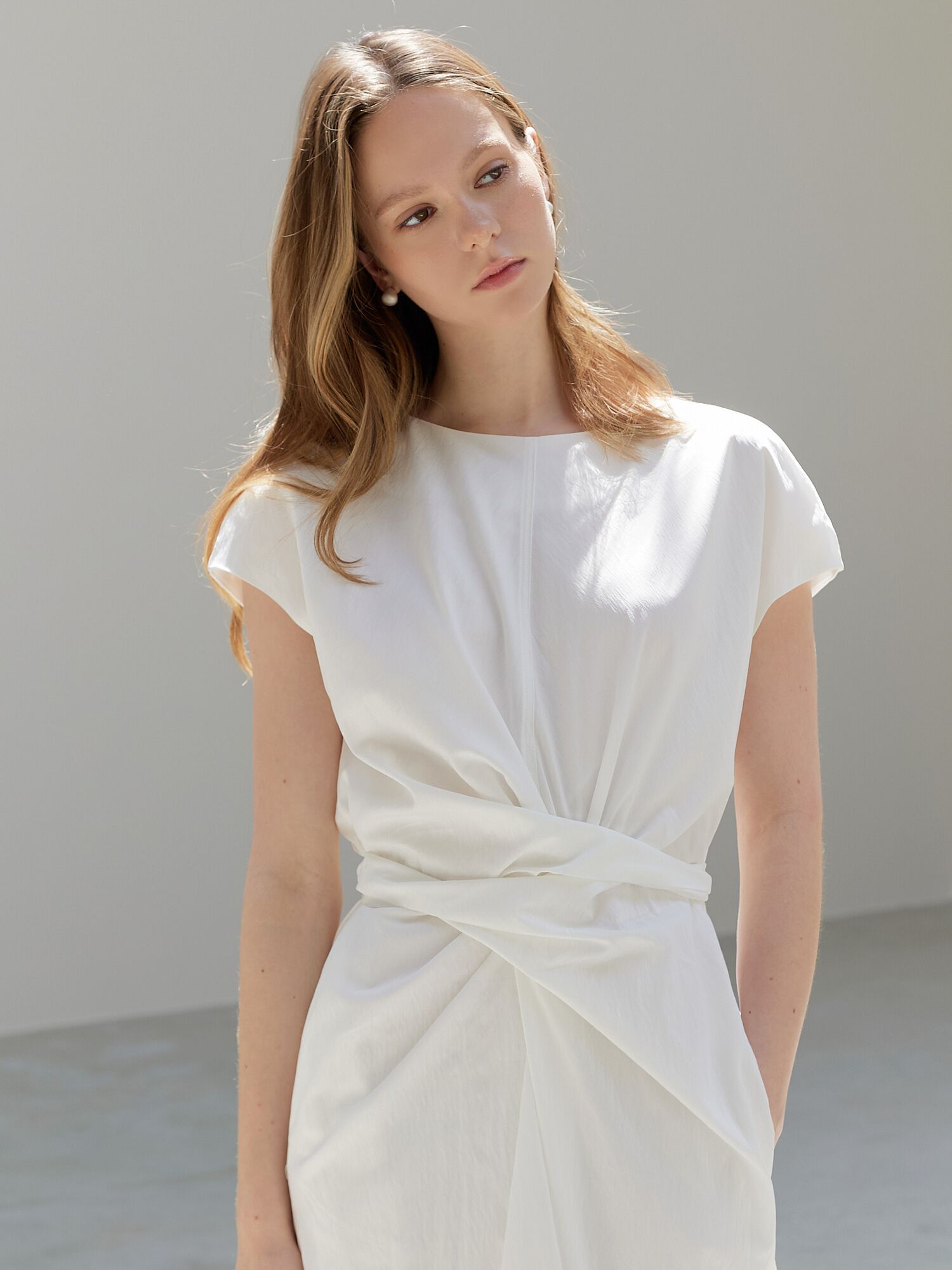 Noir Dress_Ivory