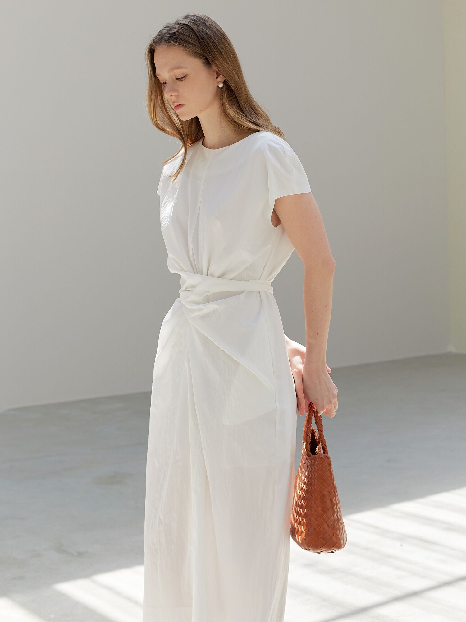 Noir Dress_Ivory