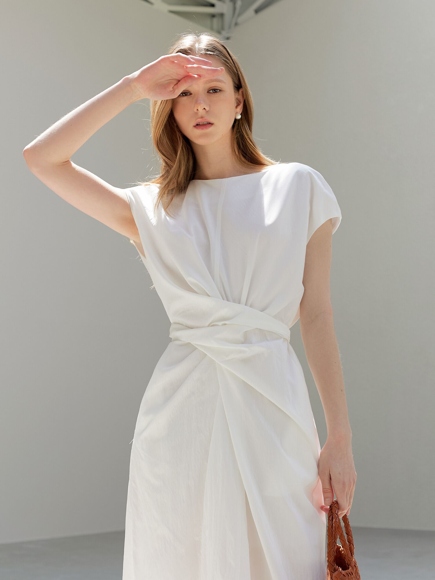 Noir Dress_Ivory