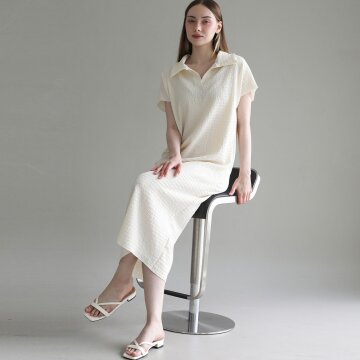 오픈 카라 니트 원피스 - CREAM