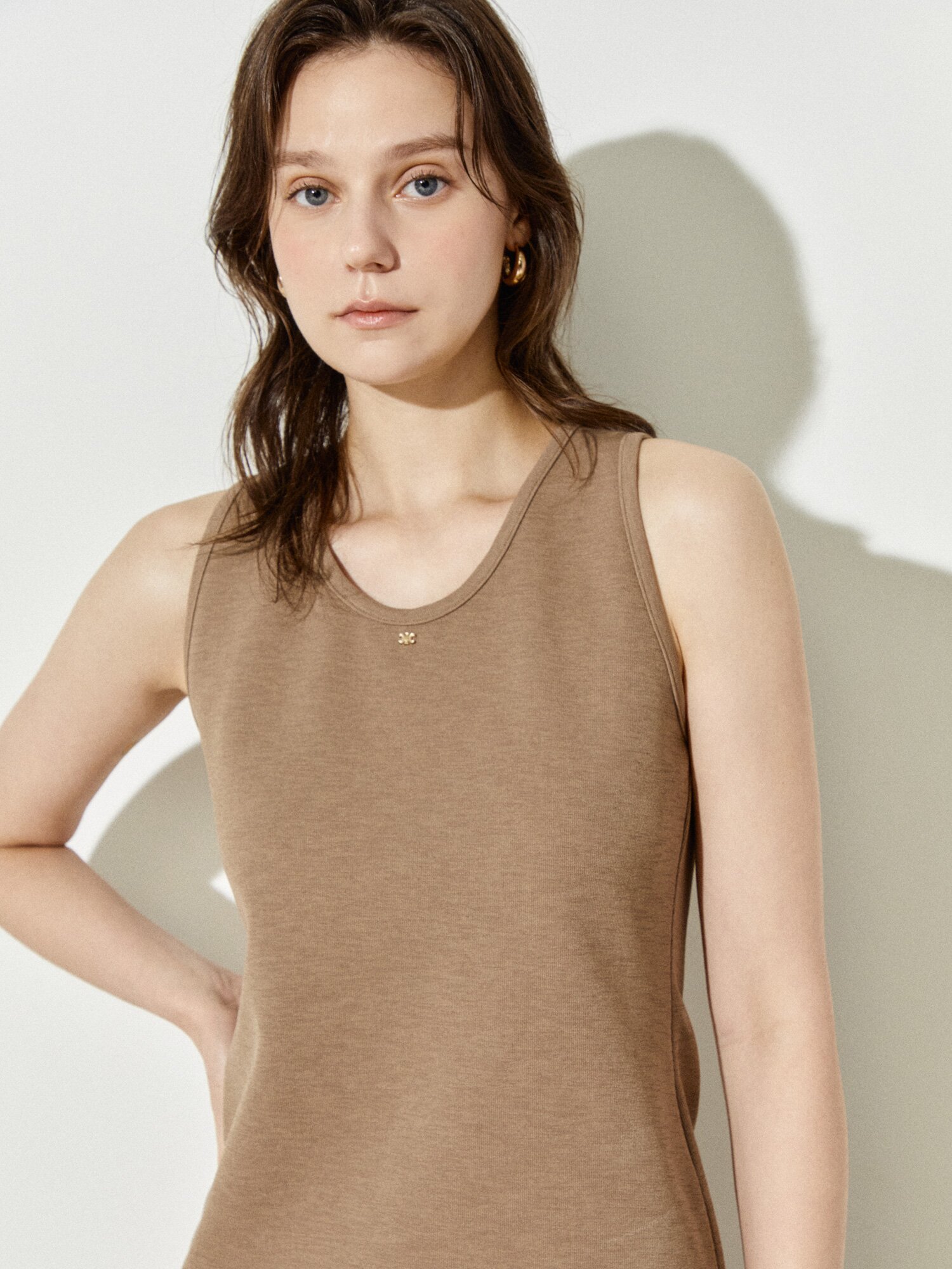 소프트 텍스처 캐주얼 탑 (BROWN)