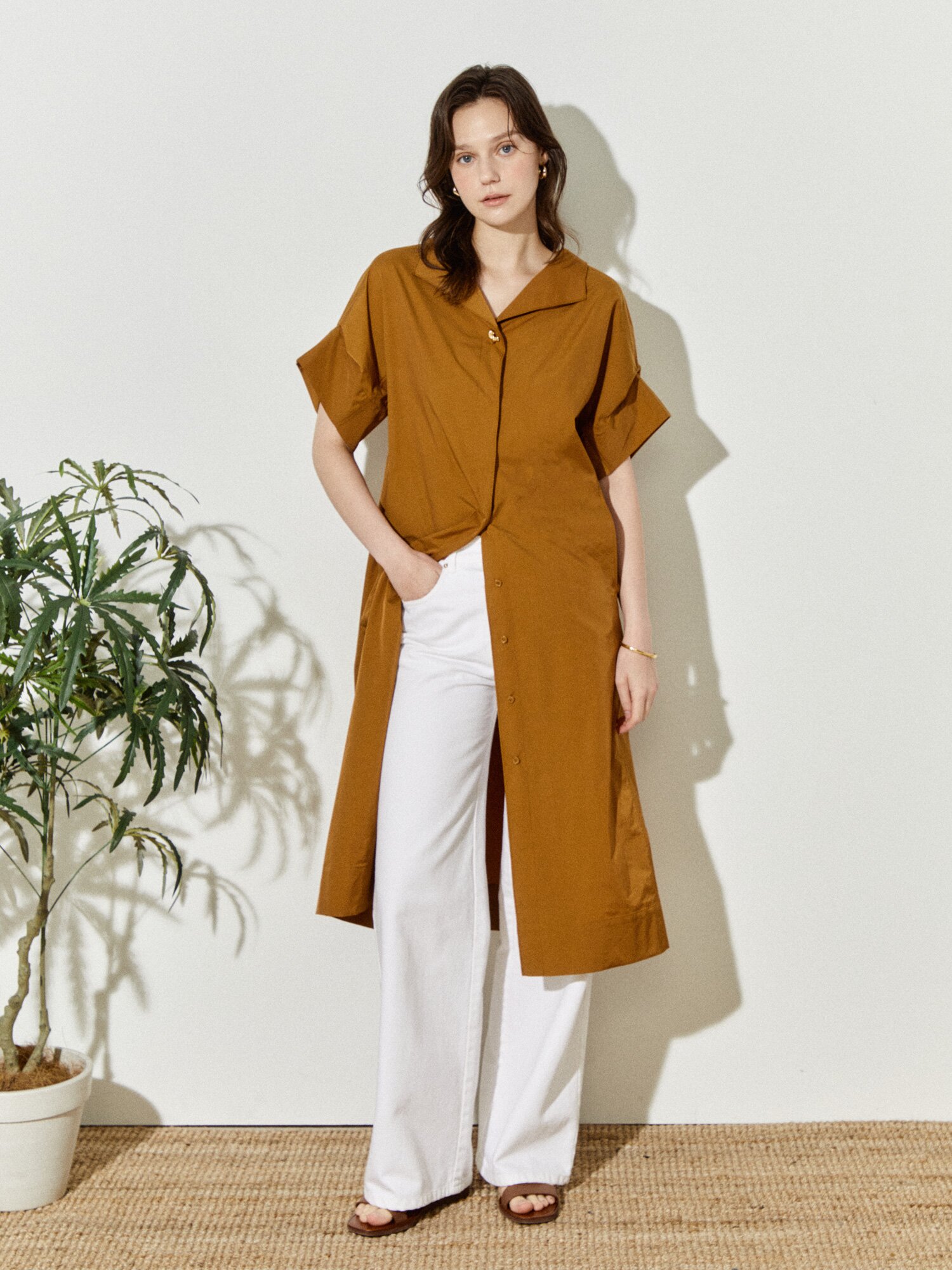 미니멀 포멀 디테일 카라 원피스 (CAMEL)