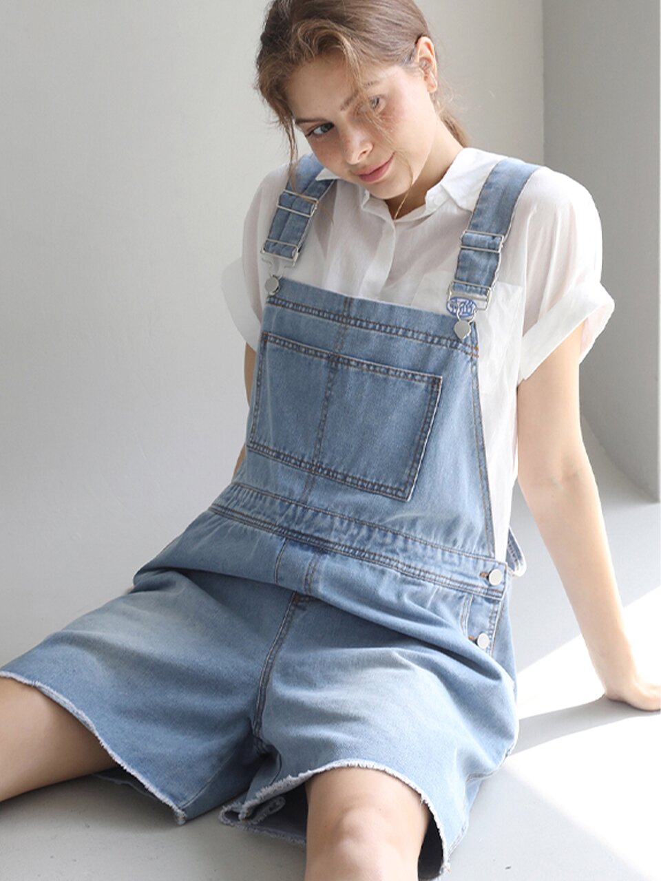 Cross-back denim overall - Light indigo