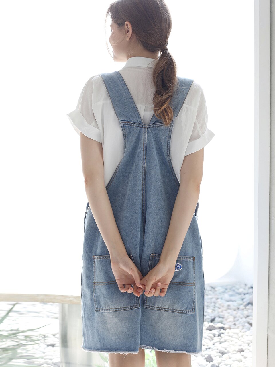 Cross-back denim overall - Light indigo