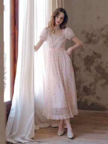 LB_Lovely pink floral square neck dress