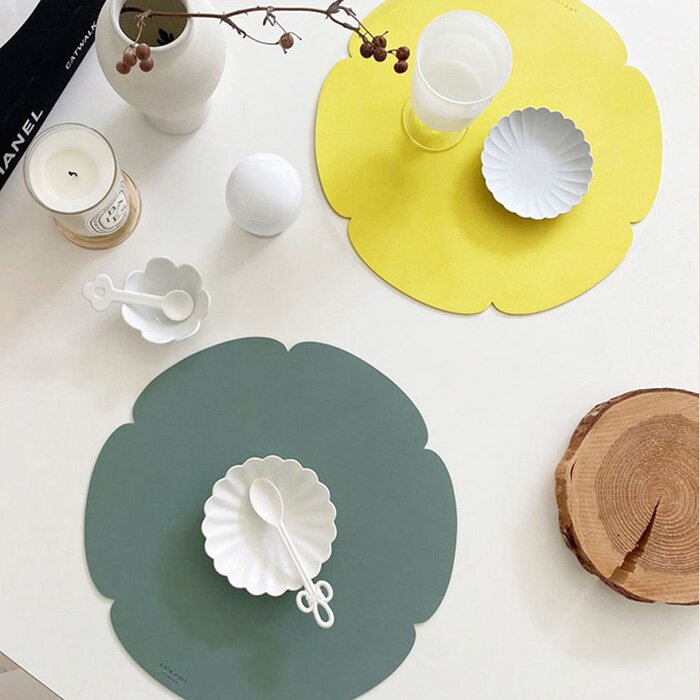 르엔미 플라워 가죽테이블매트 