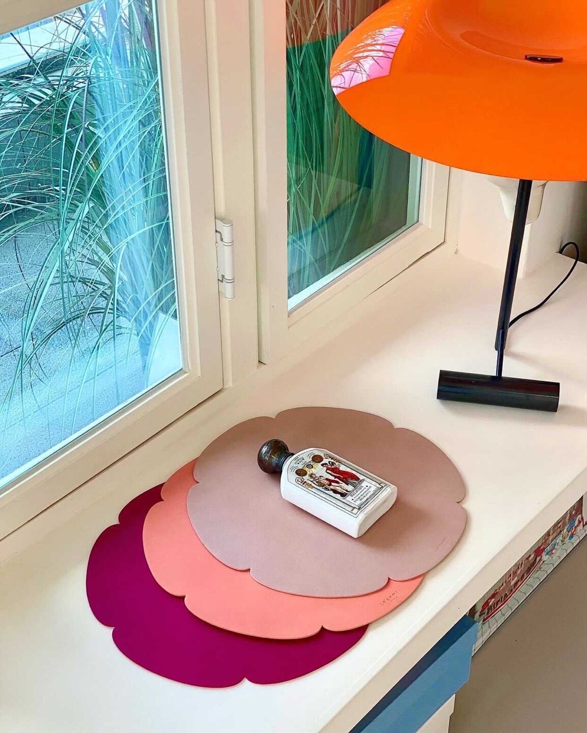 르엔미 플라워 가죽테이블매트 