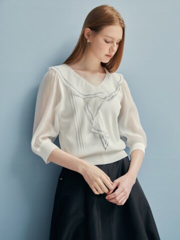 스티치 러플 칼라 풀오버 니트 