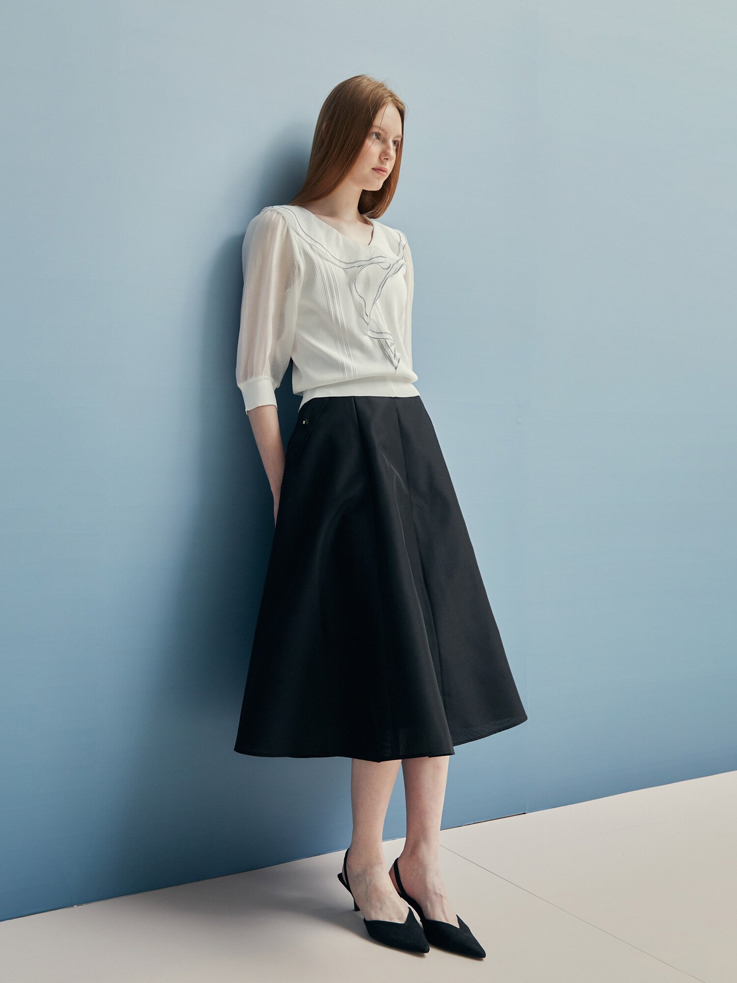 스티치 러플 칼라 풀오버 니트 (WHITE)