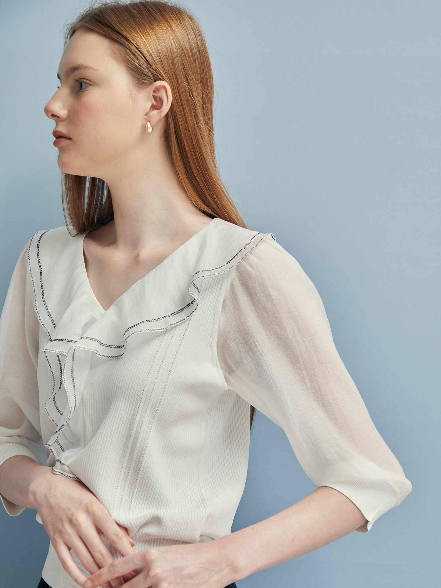 스티치 러플 칼라 풀오버 니트 (WHITE)