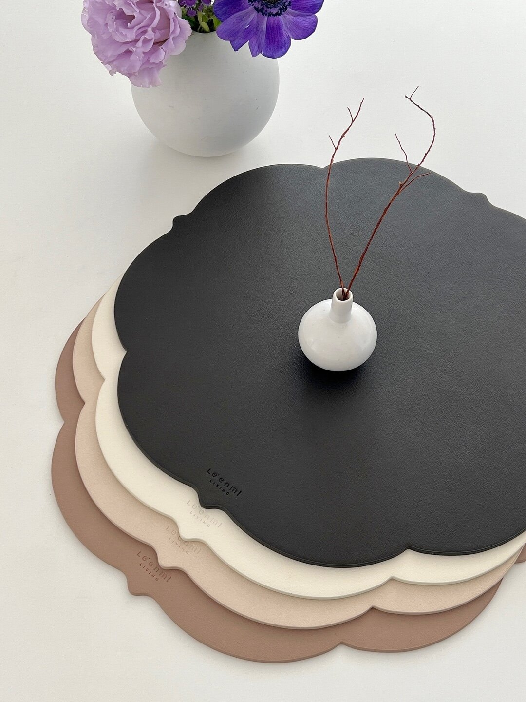 르엔미 꽃잎 가죽트레이(테이블매트)