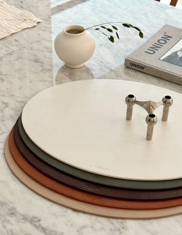 르엔미 리자드 에그 가죽트레이(테이블매트)