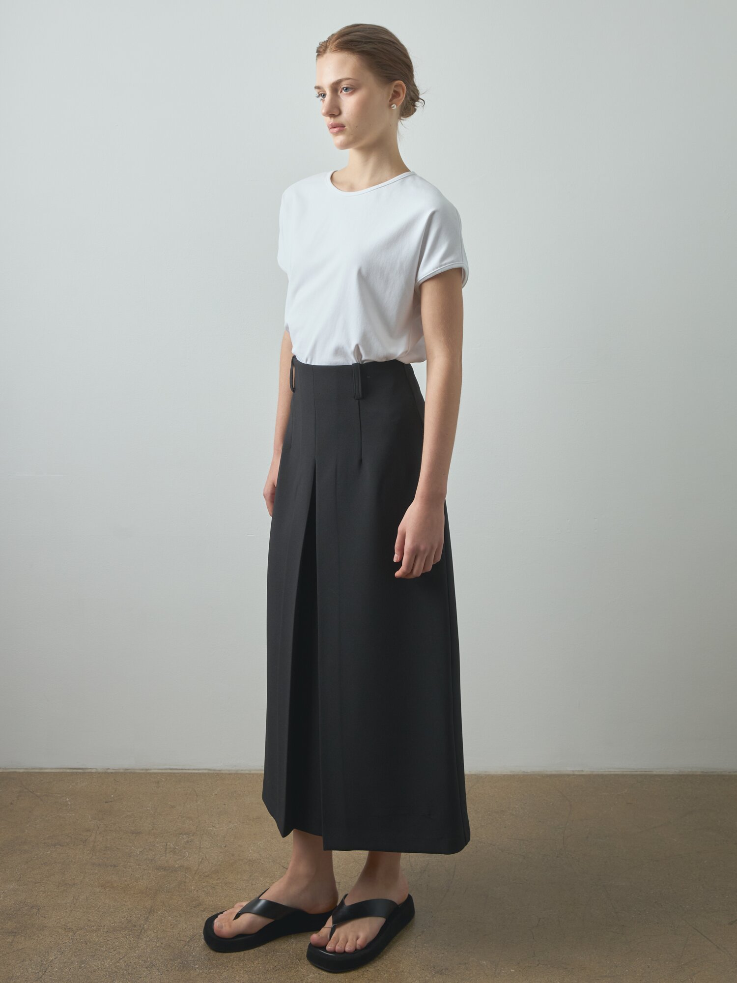Front Skirt_Black