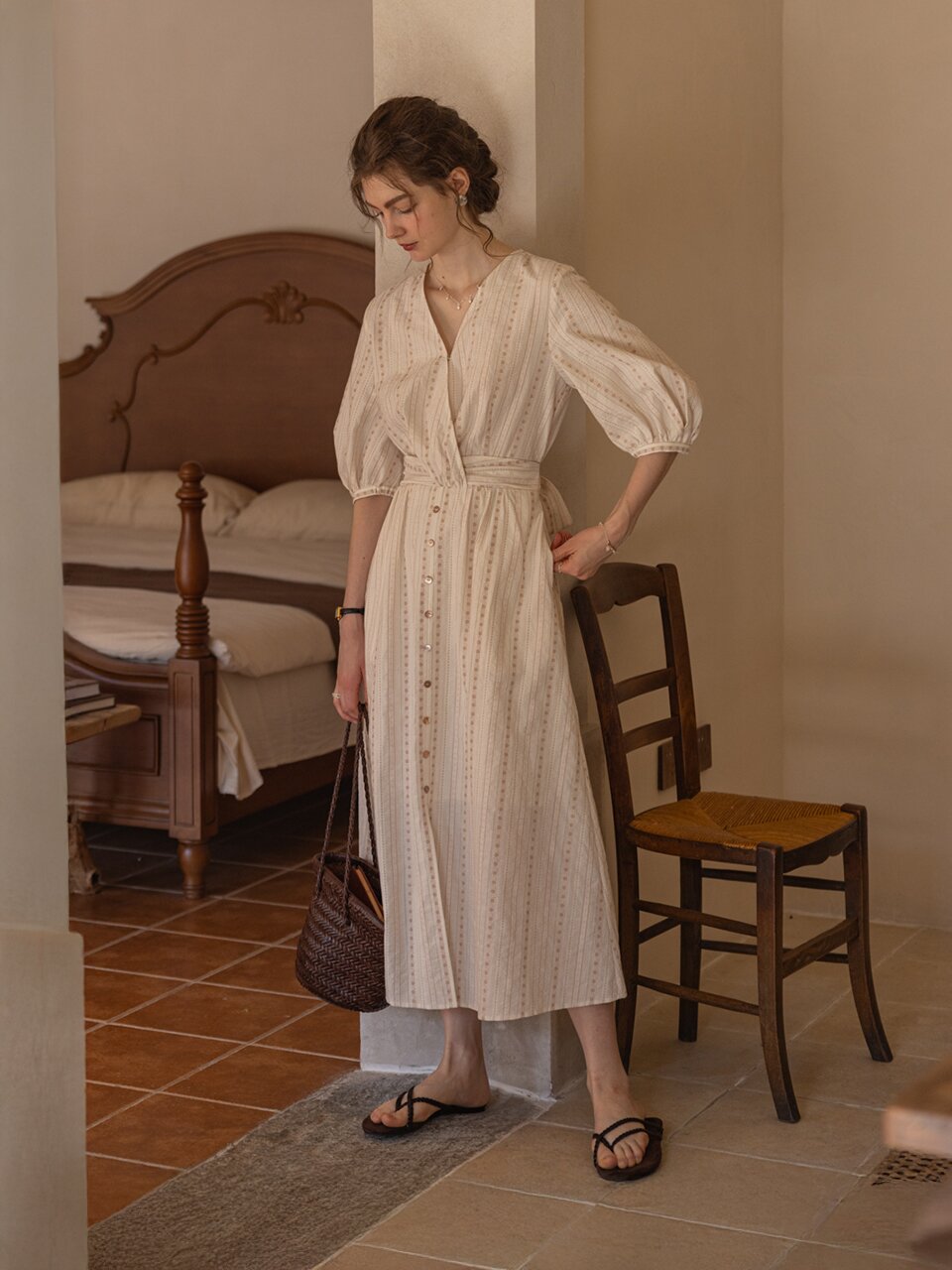 DA_V-neck craft wash cotton dress