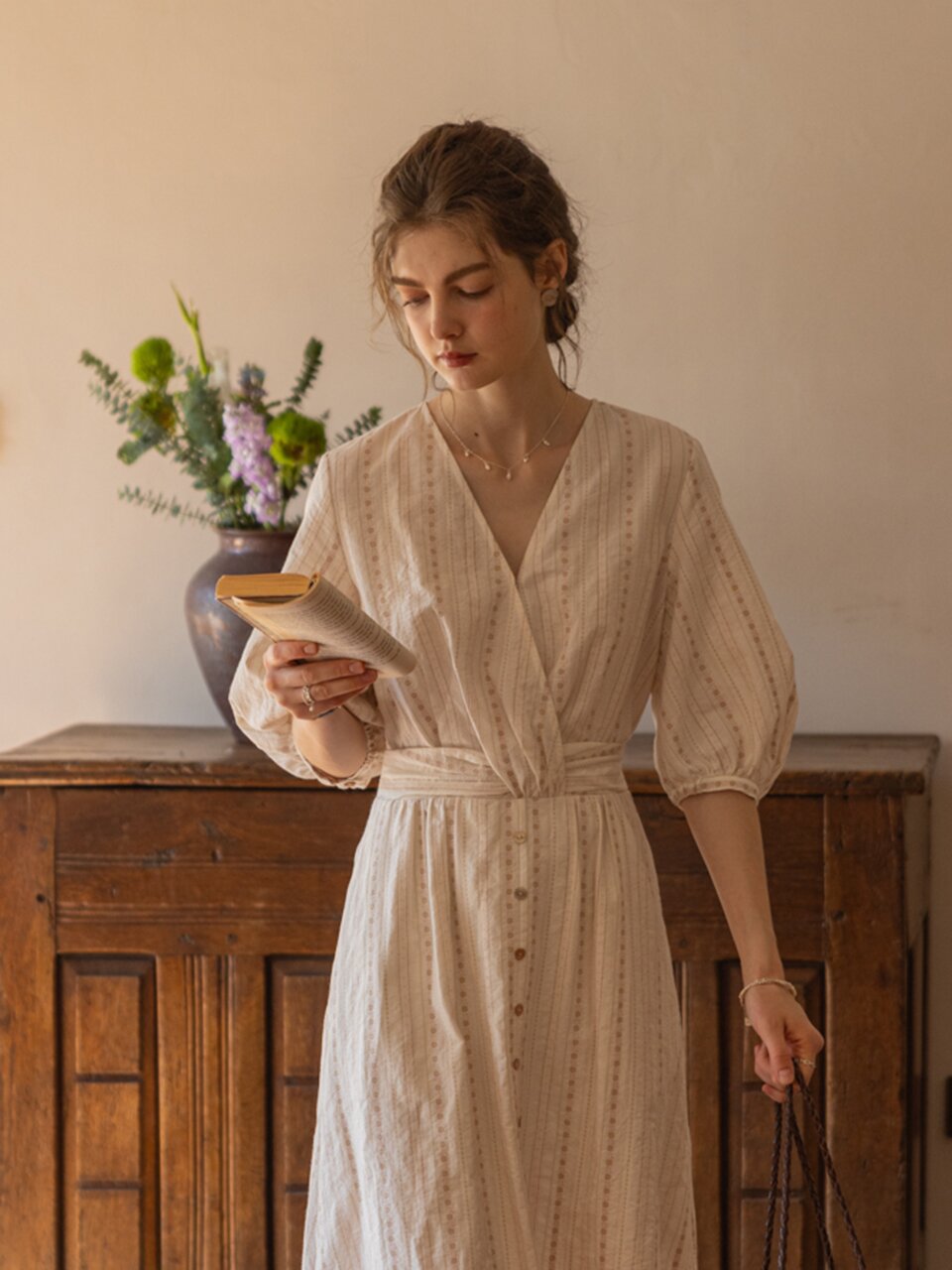 DA_V-neck craft wash cotton dress