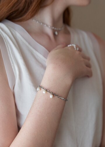 Mini Pearl Bracelet