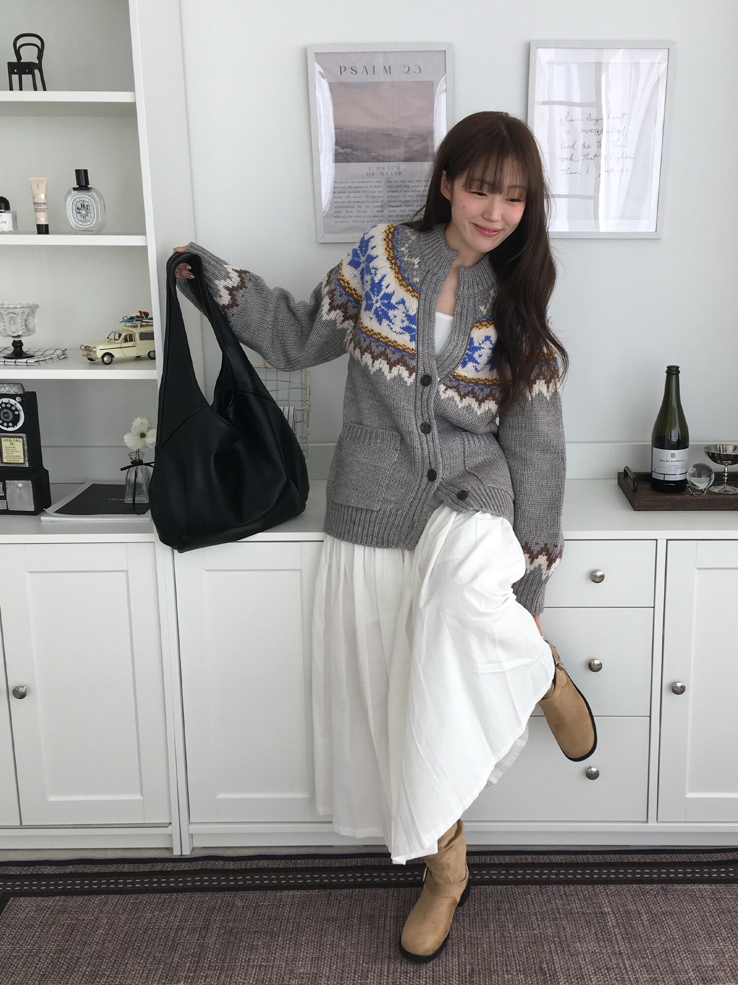 [소재 리뉴얼] Flow Hobo Bag (Black)