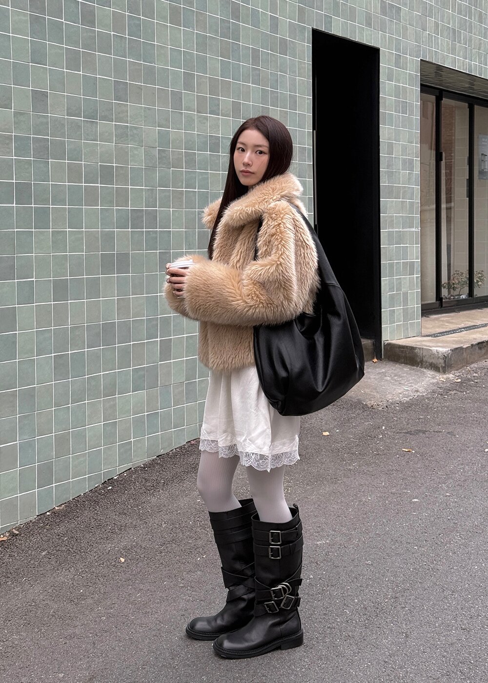 [소재 리뉴얼] Flow Hobo Bag (Black)