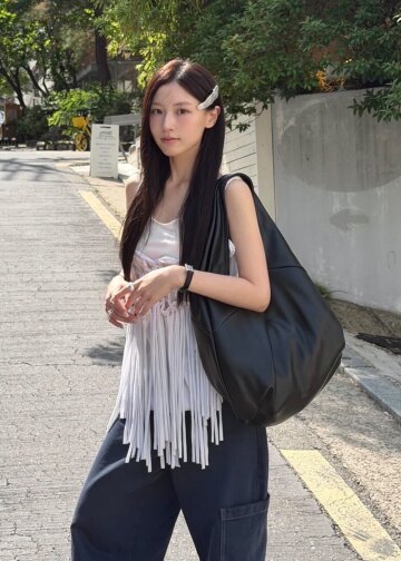 Flow Hobo Bag (Black)