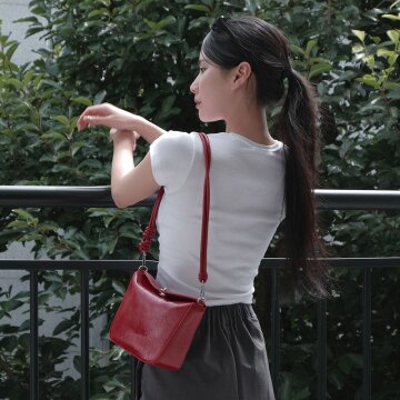 2way 스트랩 조절 버클 크로스백