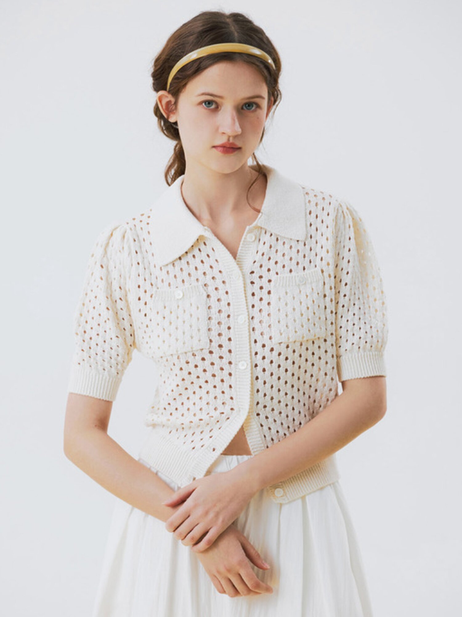 Hole in twide knit Ivory