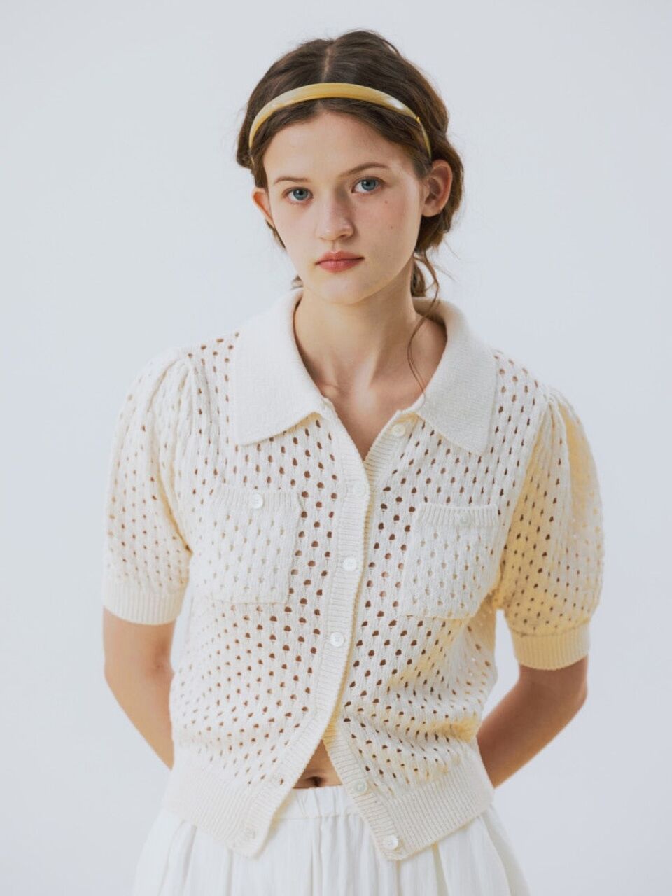 Hole in twide knit Ivory