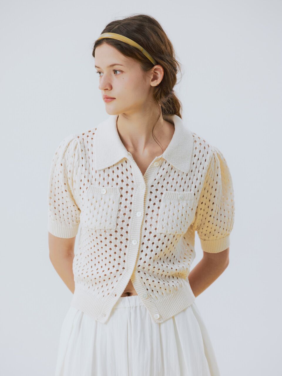 Hole in twide knit Ivory