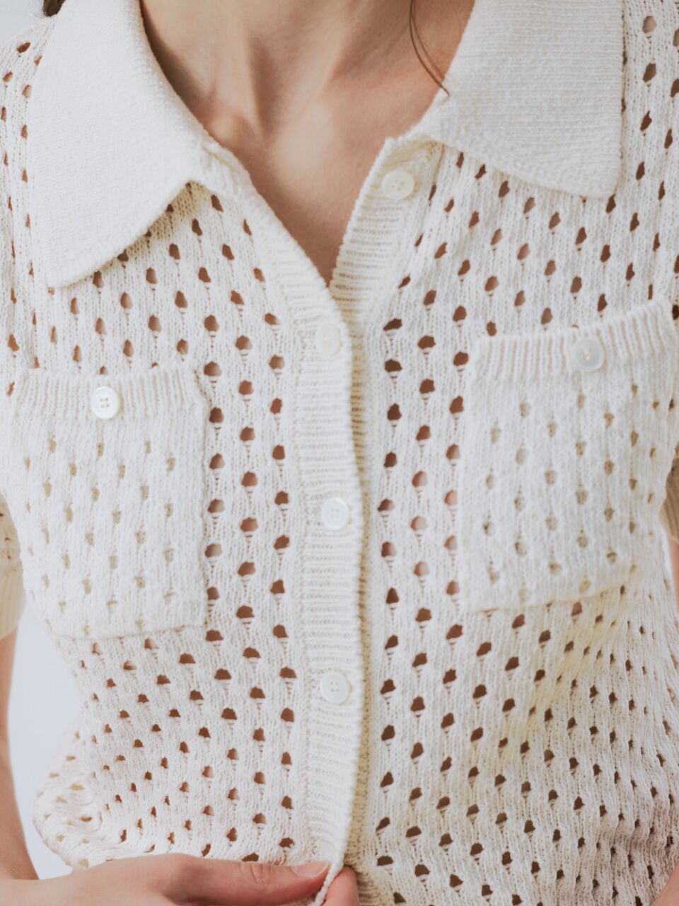 Hole in twide knit Ivory