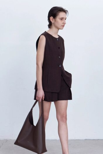 LINEN SLEEVELESS JACKET BROWN