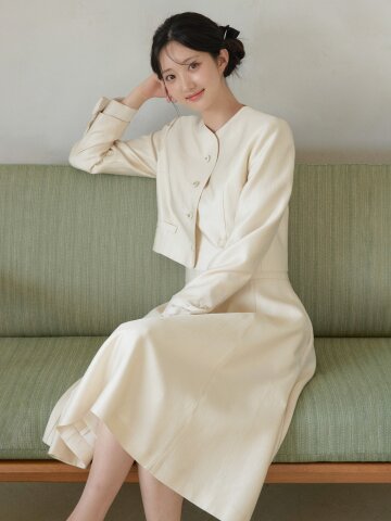 실키 텍스처 버튼커프스 노카라 숏자켓 