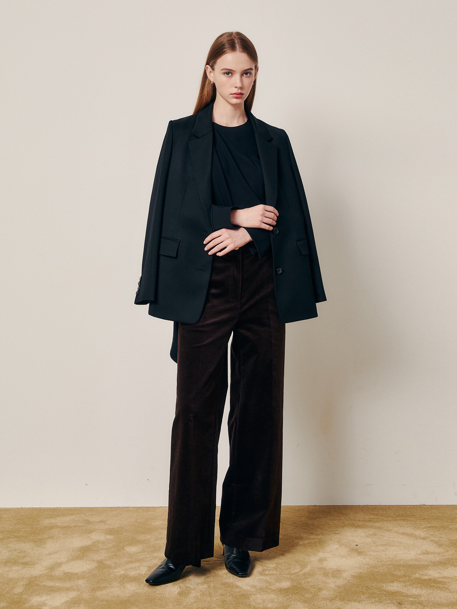 소프트 포멀 플랩 포켓 디테일 재킷 (BLACK)
