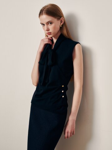 소프트 타이 셋업 민소매 니트 