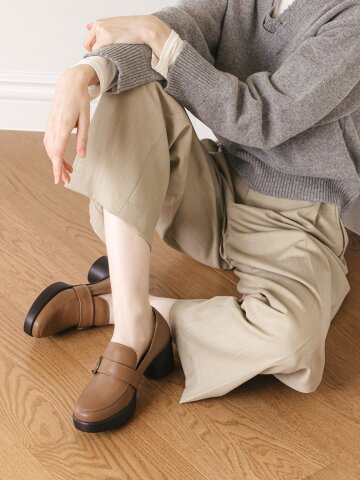 [25FW] 티나 통굽 펌프스 GIS-46278