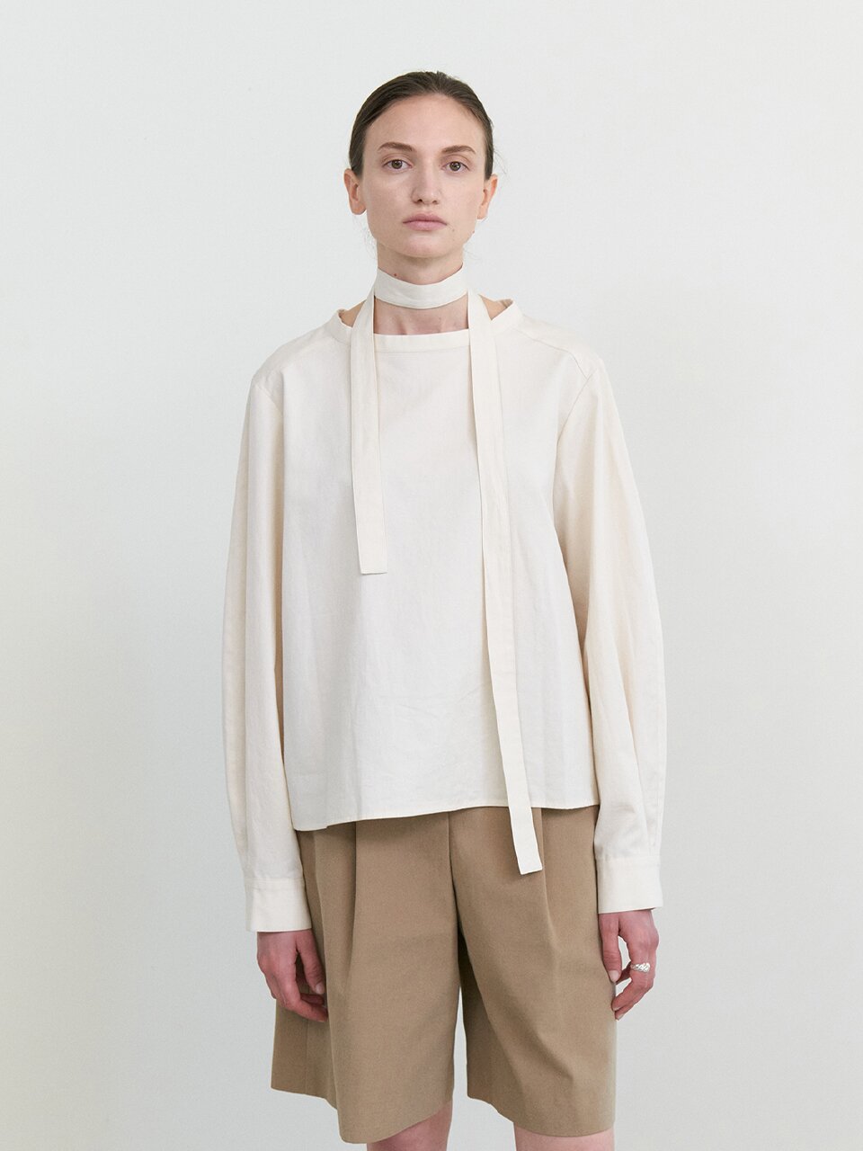 Balloon sleeves belt blouse_IVORY