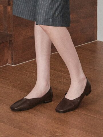 ljh116-8 Everyday Square Flats - 3 Colors