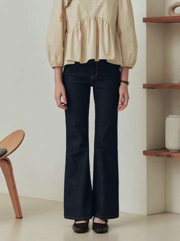 논페이드 부츠컷 데님 팬츠 / 딥인디고
