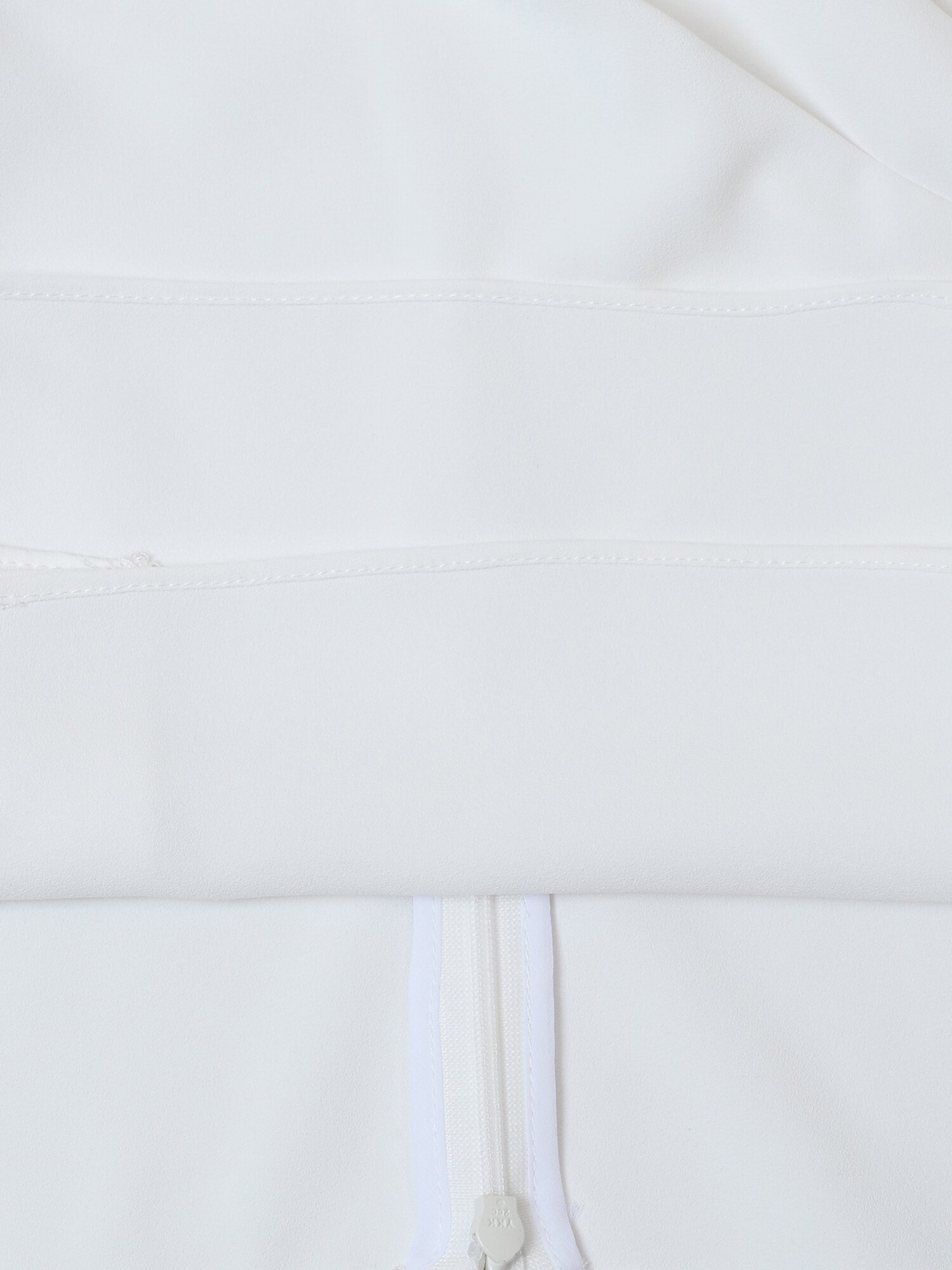 브이넥 스냅버튼 랩 블라우스 (WHITE)