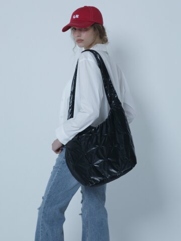 QUILTING OVERSIZE BAG BLACK