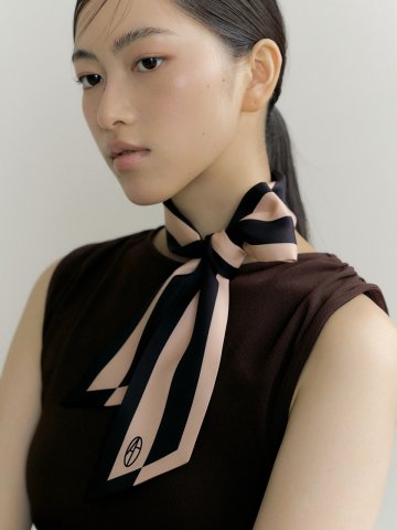 Frame Long Twilly Silk Scarf - Black/Beige