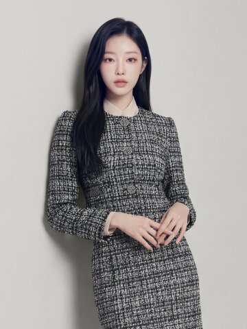 울 주얼리 버튼 크롭 트위드 재킷 